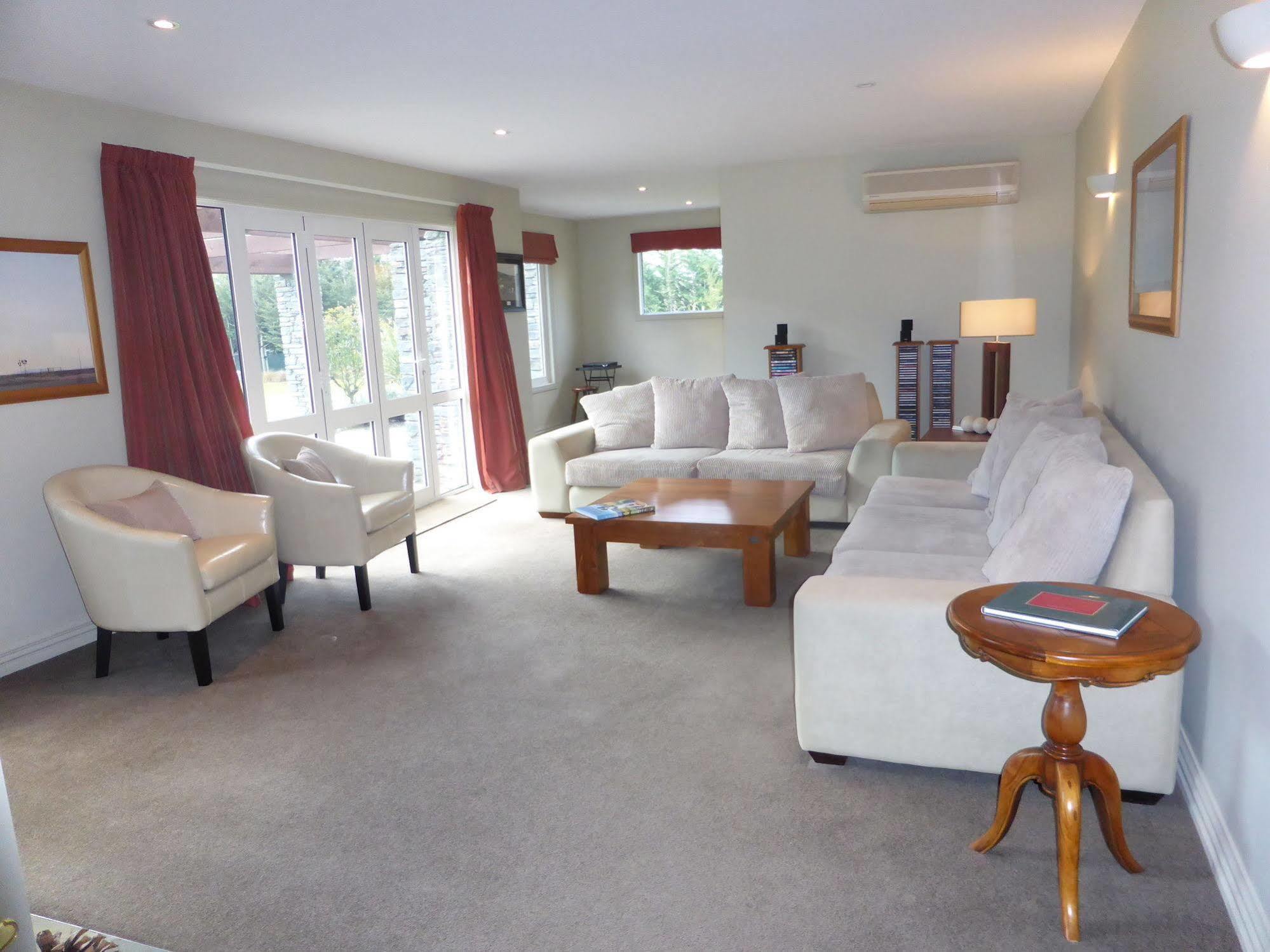 Queenstown Country Lodge Lake Hayes Exteriör bild