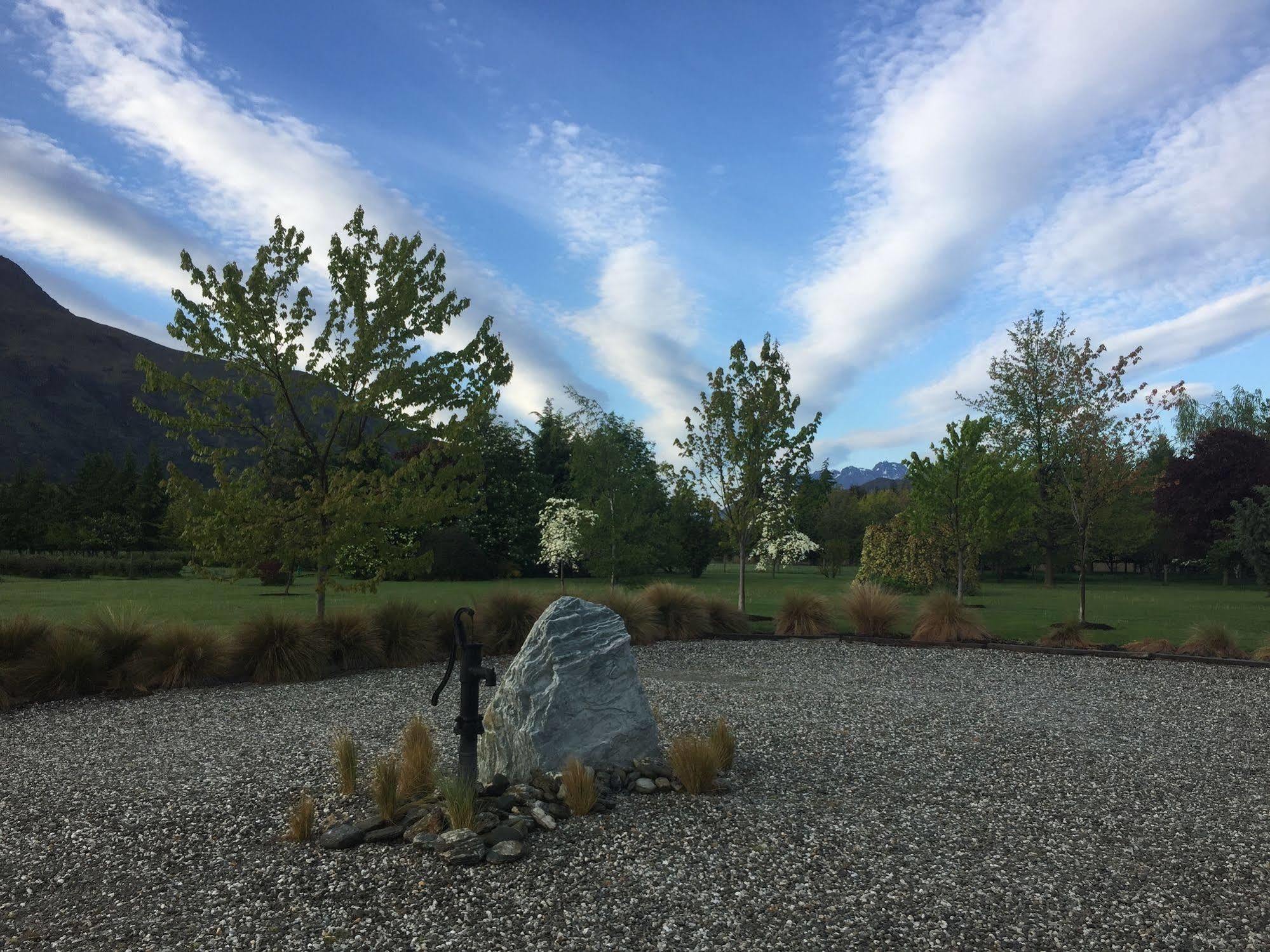Queenstown Country Lodge Lake Hayes Exteriör bild